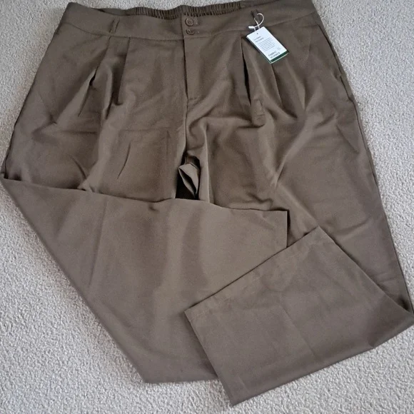 XLARGE.   HALARA SHIRRED BUTTON ZIPPER STRAIGHT LEG PANTS - Picture 4 of 9